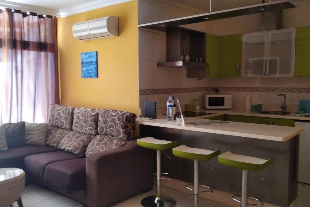 Casa Lucia Appartement Arona  Buitenkant foto
